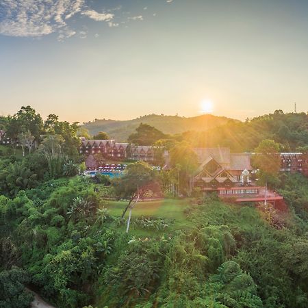 Anantara Golden Triangle Elephant Camp & Resort Чіанграй Екстер'єр фото